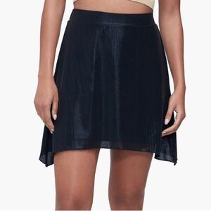 NWT Wildfox Amarilla Sharkbite Hem Skirt, Small, Black Beauty